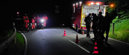 Drohne und Rettungshunde im Einsatz