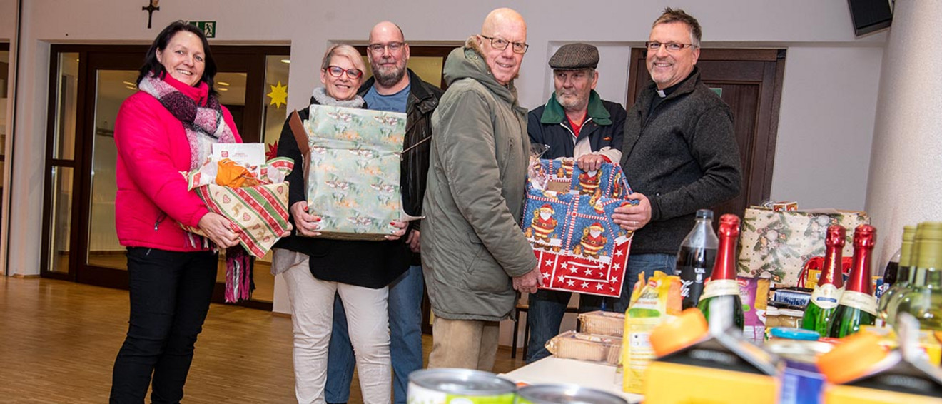 Tafel Ruppichteroth Spenden Alt-Katholisch Weihnachten